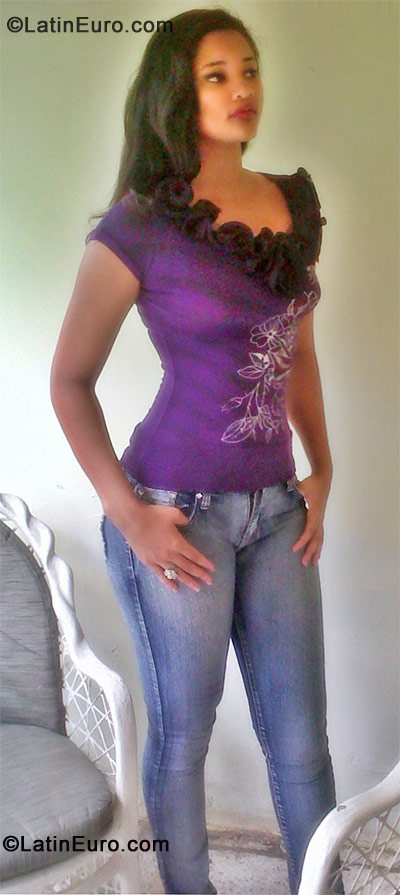 Date this tall Dominican Republic girl Raquel from Salcedo DO13663