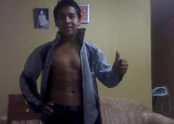 Date this attractive Peru man Jhonatan apicai from Lima PE740