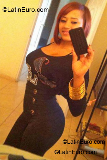 Date this young Dominican Republic girl Rossirys from Santiago DO11959