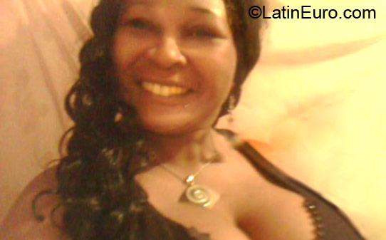 Date this passionate Dominican Republic girl  from Santo Domingo DO12046