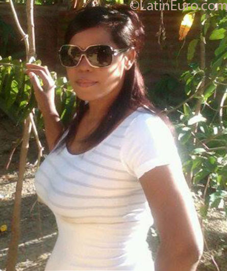 Date this delightful Dominican Republic girl Jackeline from Santo Domingo DO13724