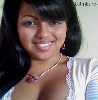 Date this cute Colombia girl Loreli from Barranquilla CO11964