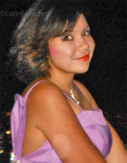 Date this charming Mexico girl Stefani from Morelia MX862
