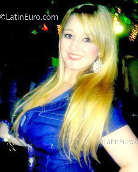 Date this young Brazil girl Ana from Tres Lagoas BR7476