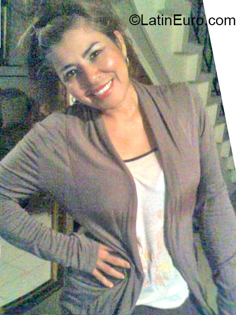 Date this young Colombia girl Sandra from Valle Del Cauca CO12342