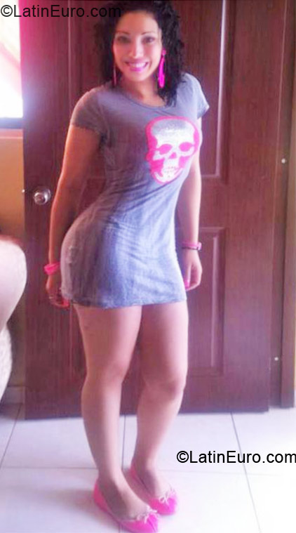 Date this tall Dominican Republic girl Fanny emely from La Vega DO15671