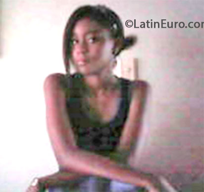 Date this charming Colombia girl Brigith from Buenaventura CO13197
