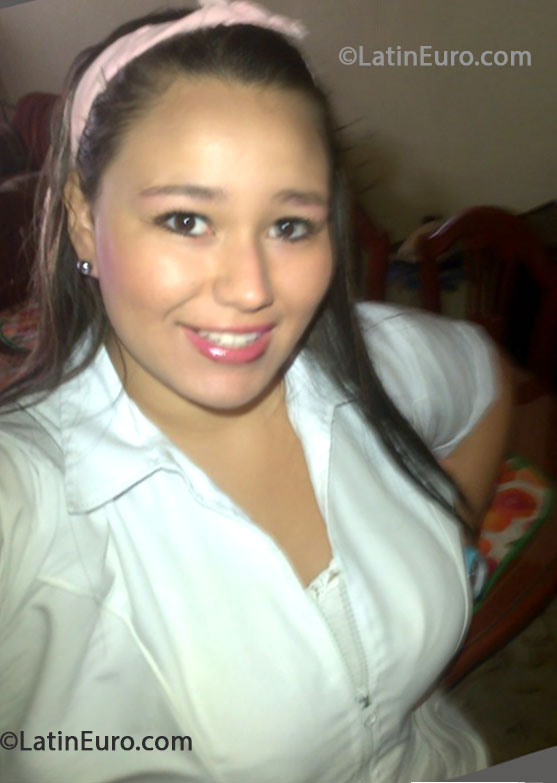 Date this delightful Colombia girl Isabel from Ibague CO13255