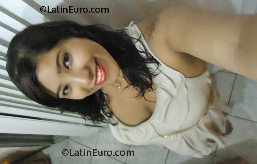 Date this hot Brazil girl Poliana from Contagem BR7887