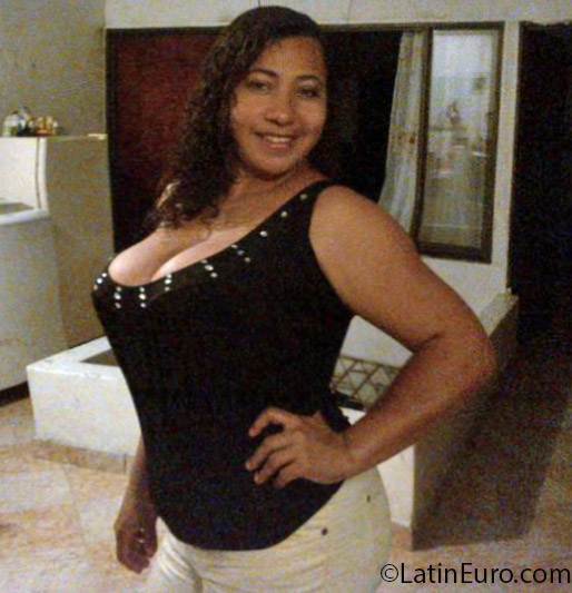 Date this passionate Colombia girl Patricia quinta from Cali CO13840