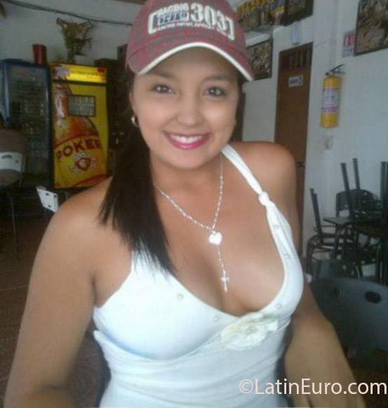 Date this georgeous Colombia girl Alejandra from Villavicencio CO13865