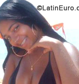Date this passionate Brazil girl Taiane from Macae BR8136