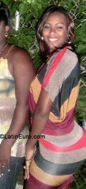 Date this pretty Jamaica girl Kimberly from Kingston JM1352