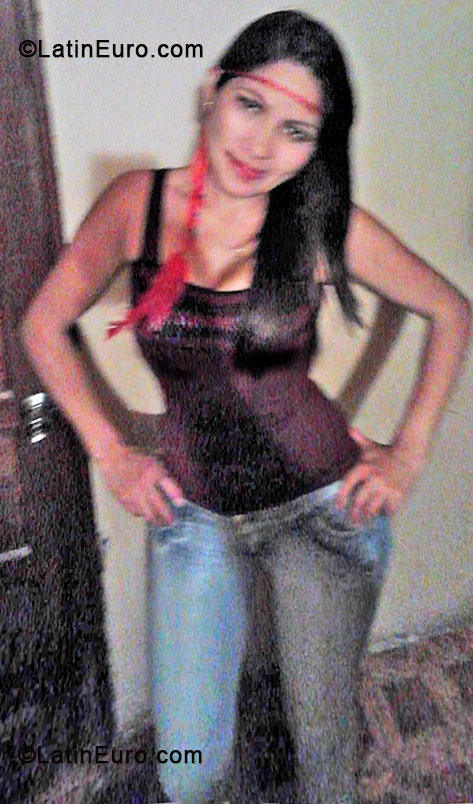 Date this exotic Colombia girl Milena from Bogota CO14386