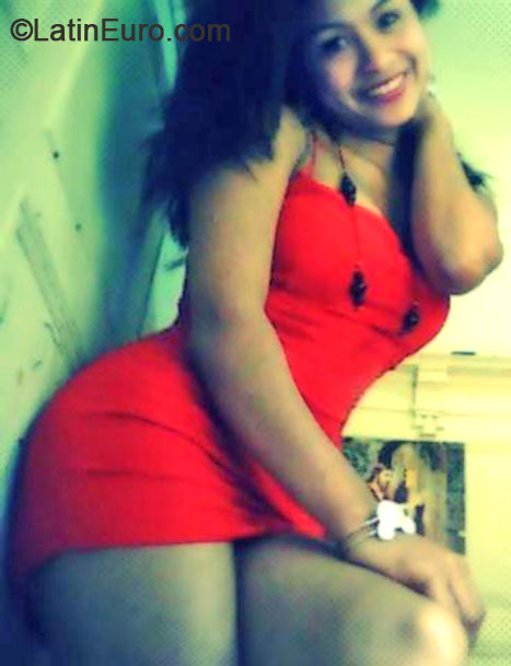 Date this delightful Peru girl Elvina from Lima PE855