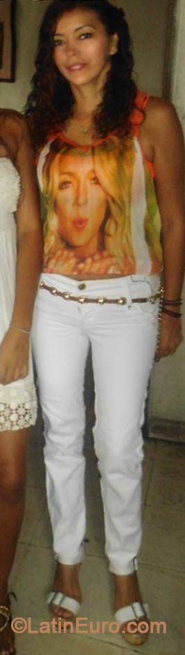 Date this hard body Colombia girl Sonia from Cali CO14855