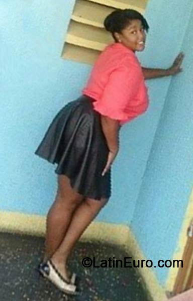Date this young Jamaica girl Sasha from Kingston JM1547
