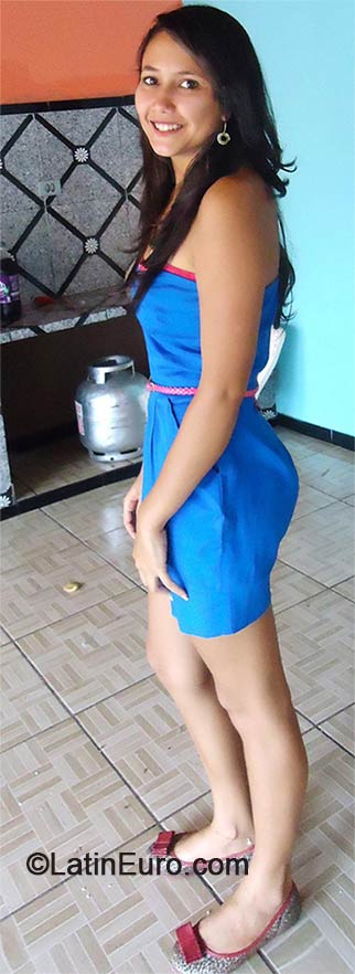 Date this hard body Brazil girl Themiris Thaynara from Fortaleza BR8615