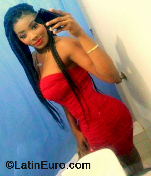 Date this georgeous Jamaica girl Jeanell from Ocho Rios JM1624