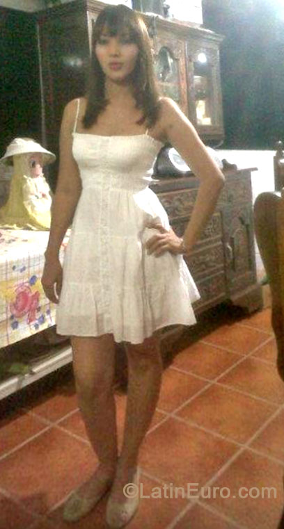 Date this attractive Honduras girl Pamela from San Pedro Sula HN969
