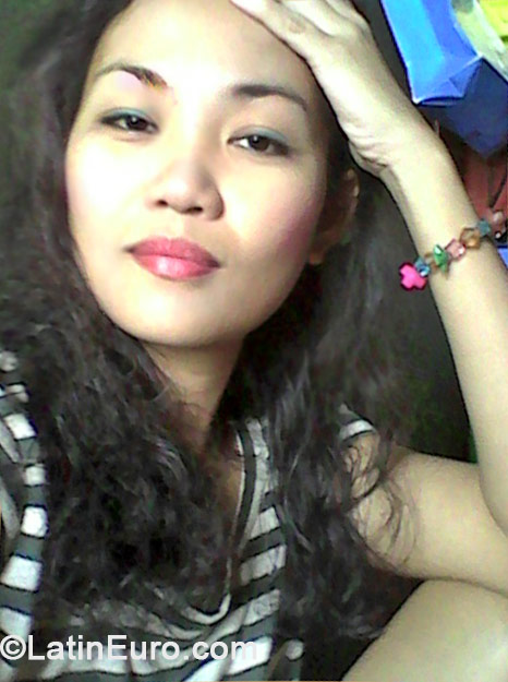 Date this beautiful Philippines girl Mary-ann from Davao City PH643
