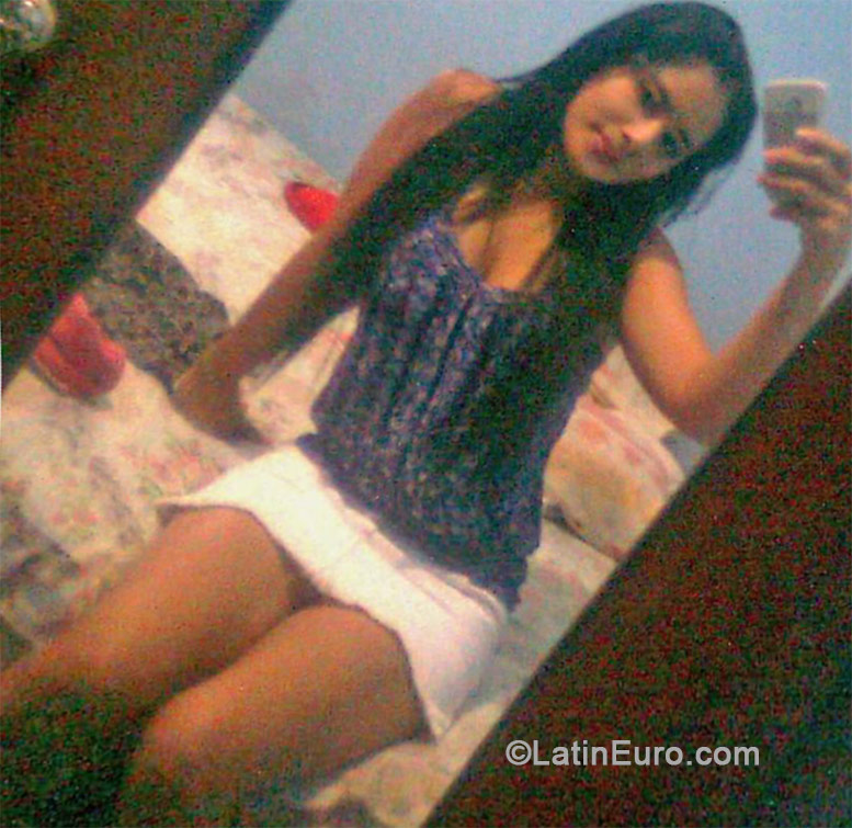 Date this athletic Honduras girl Jessica from San Pedro Sula HN1003