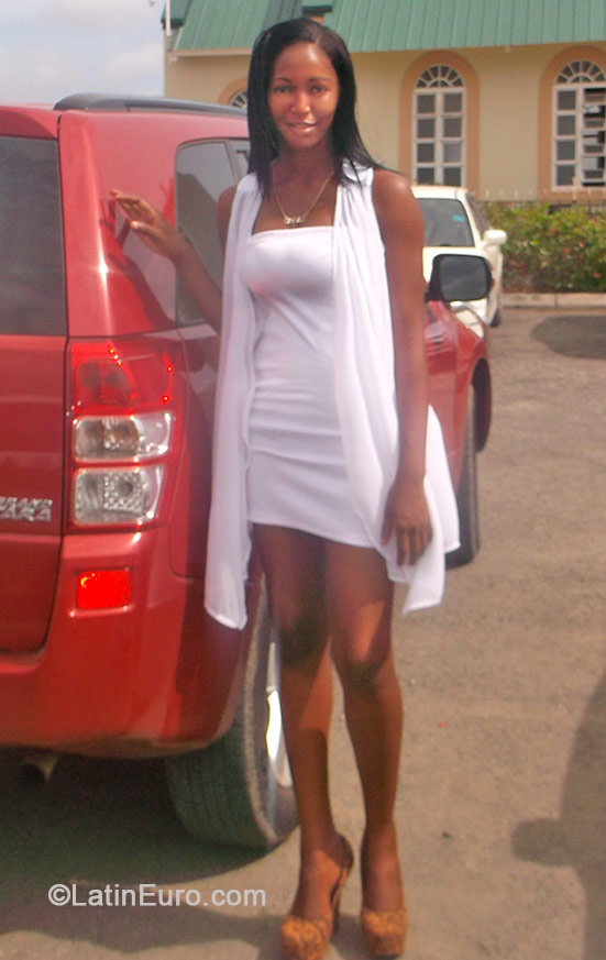 Date this gorgeous Jamaica girl Kereen from Mobay JM1689