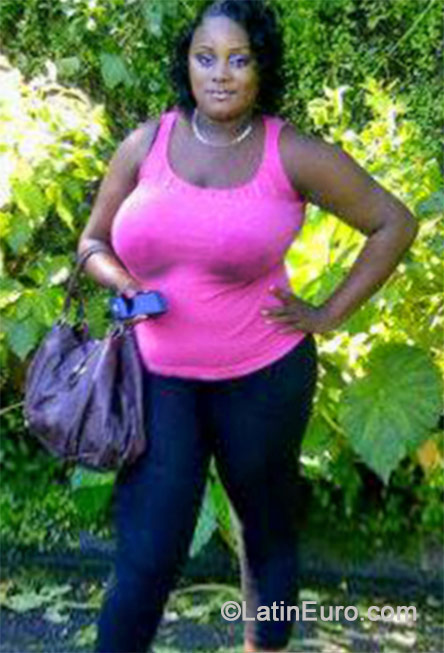 Date this gorgeous Jamaica girl Shanik from Kingston JM1706