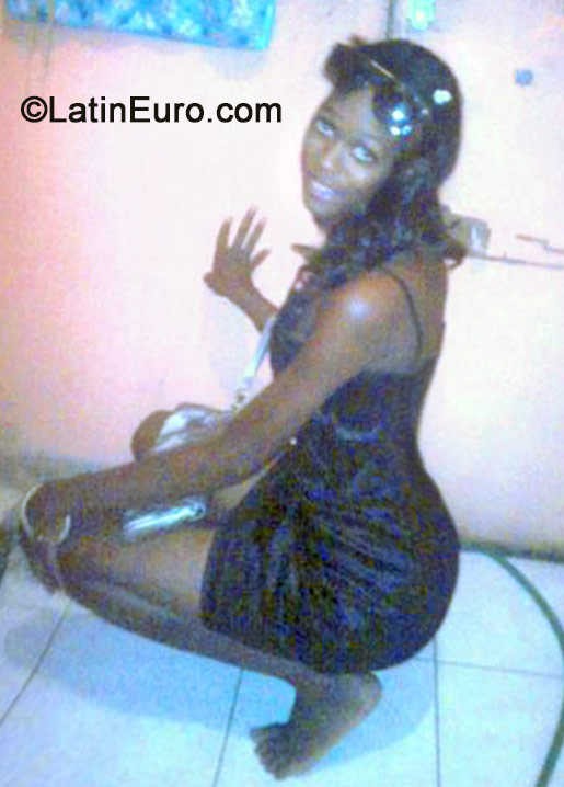 Date this attractive Jamaica girl Shanece from St Andrew JM1711