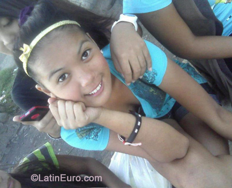 Date this hot Philippines girl Mary from Misamis Occidental PH650