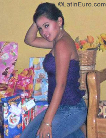 Date this voluptuous Peru girl Natali yohana B from Piura PE1096