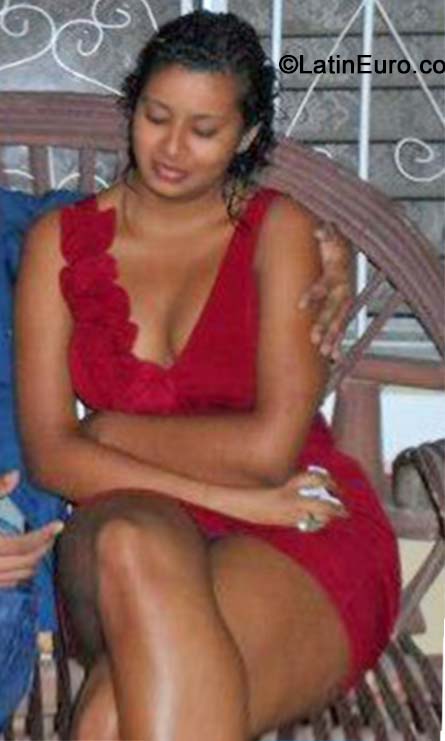 Date this good-looking Honduras girl Gabriela from Comayagua HN1167
