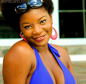 Date this happy Jamaica girl Melissa from Kingston JM1820