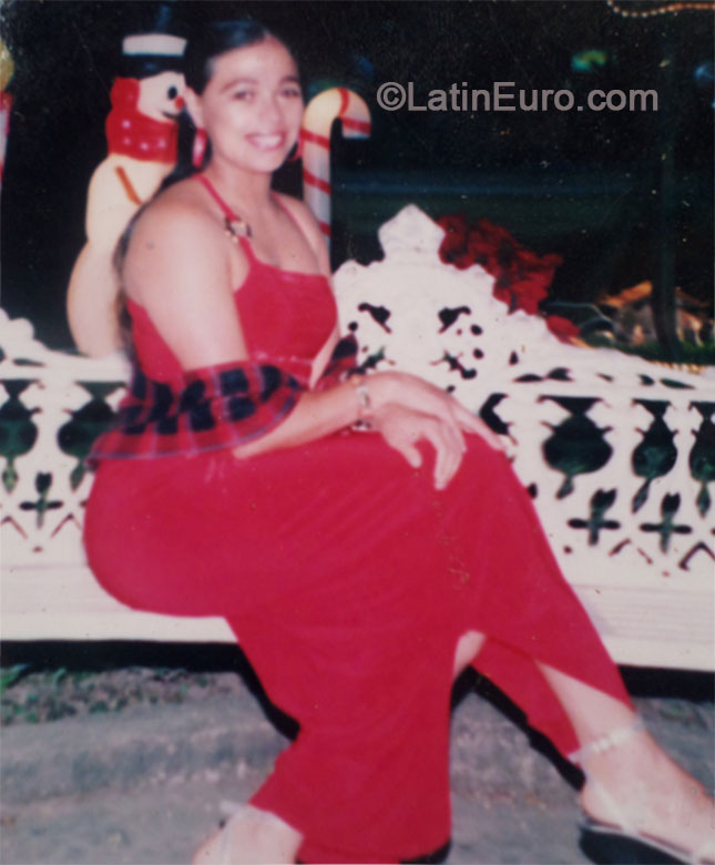 Date this beautiful Honduras girl Angelica from Comayagua HN1203
