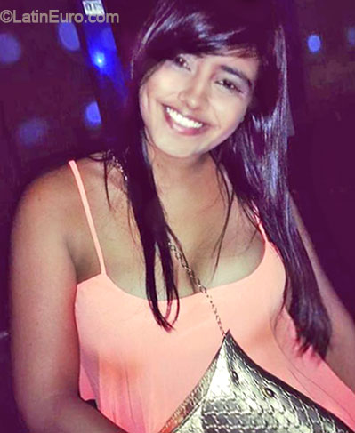 Date this fun Colombia girl Yoha from Cartagena CO16367