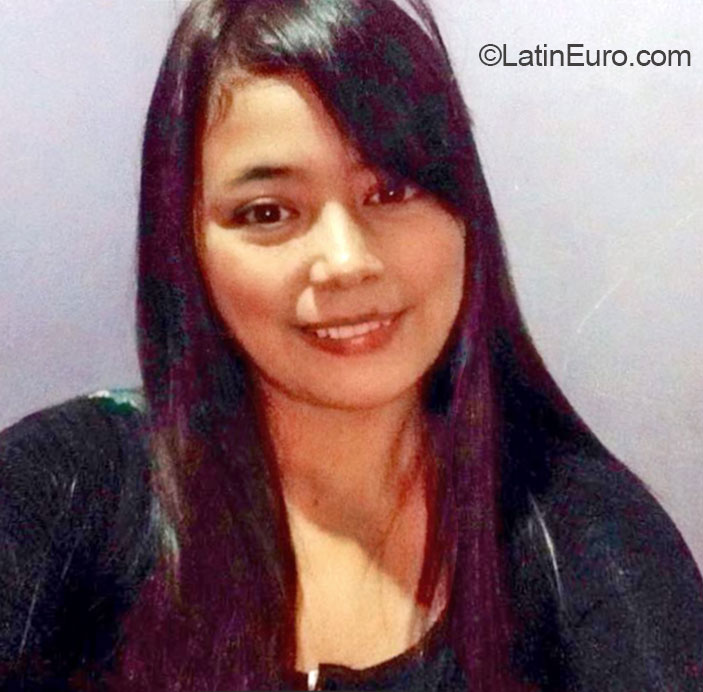 Date this attractive Philippines girl Meriker from Iligan City PH712