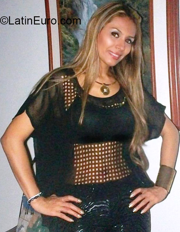 Date this young Colombia girl Zully from Medellin CO17250