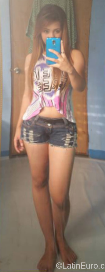Date this happy Philippines girl Margie from Catbalogan PH743