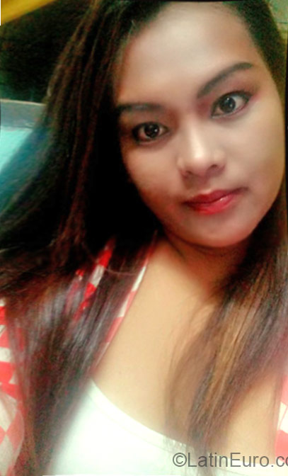 Date this young Philippines girl Raquel from Ilocos Sur PH745