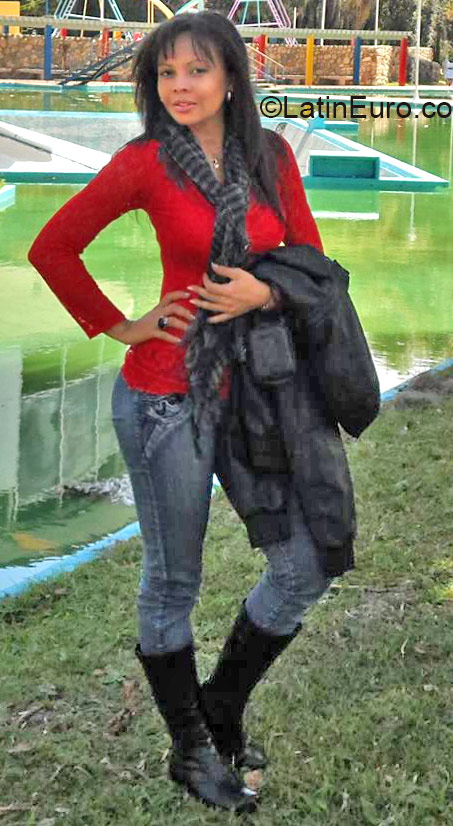 Date this happy Venezuela girl Norma from Barinas VE406