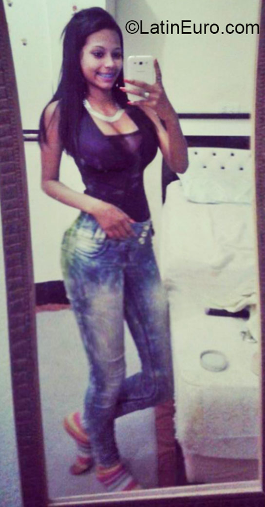 Date this exotic Brazil girl Maylia from Sao Paulo BR9249