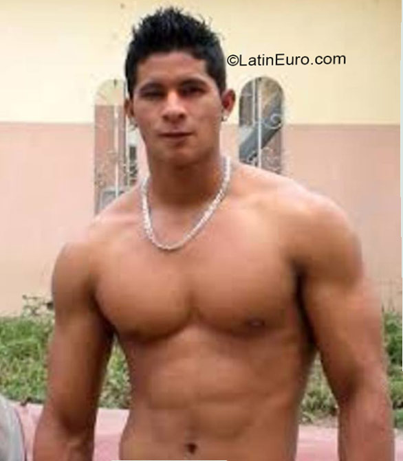 Date this fun Dominican Republic man Enmanuel from Puerto Plata DO21789