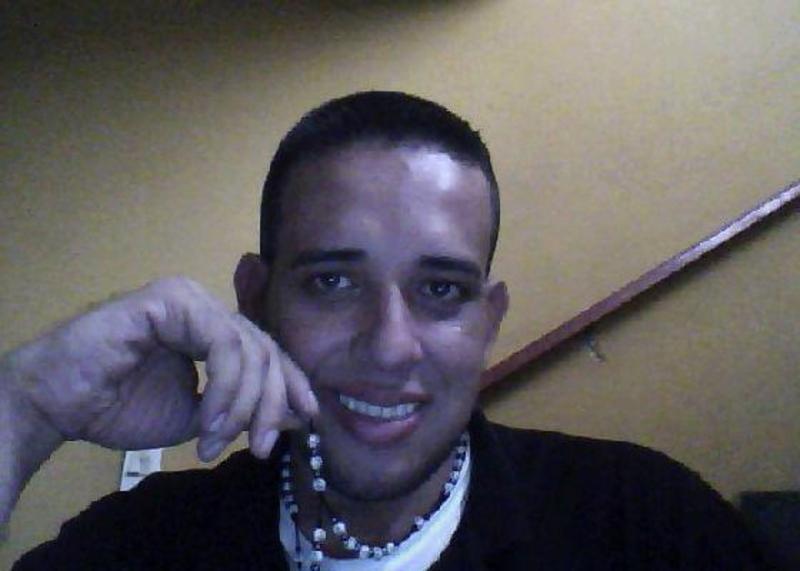Date this georgeous Colombia man Diego armandool from Cali Colombia CO17261