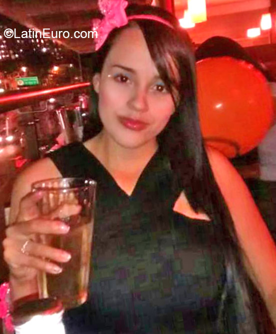 Date this funny Colombia girl Karen from Medellin CO17334
