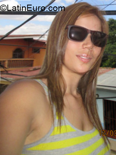 Date this gorgeous Honduras girl Karla from Comayagua HN1508