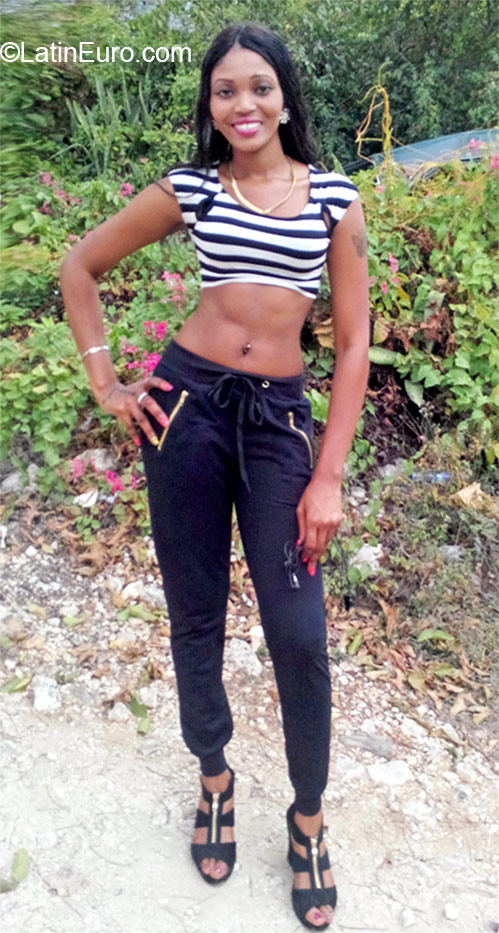 Date this charming Jamaica girl Melody from Montego bay JM2082