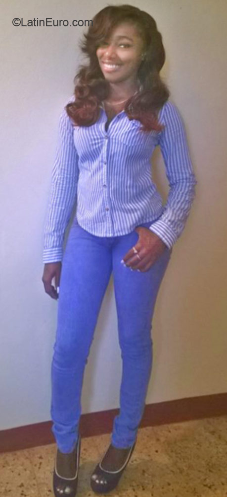 Date this passionate Jamaica girl Franc from Kingston JM2116