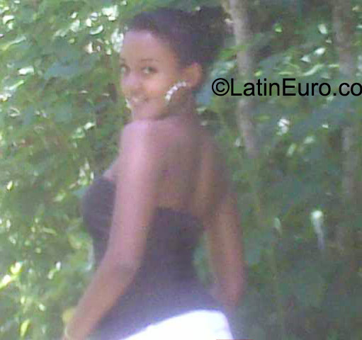 Date this exotic Venezuela girl Shahewie from Caracas VE591