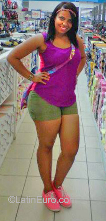 Date this tall Dominican Republic girl Karla from Santiago DO22907