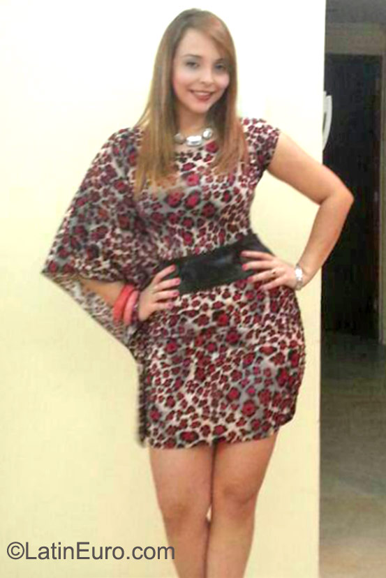 Date this good-looking Venezuela girl Any from Valera VE601